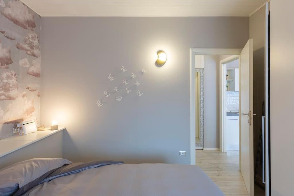 My Charming Apartments Ai Navigli-Vigevano Suite Milan Exterior photo